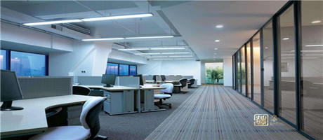 走國(guó)外范的辦公室裝修設(shè)計(jì)，滿足幾點(diǎn)就可以了