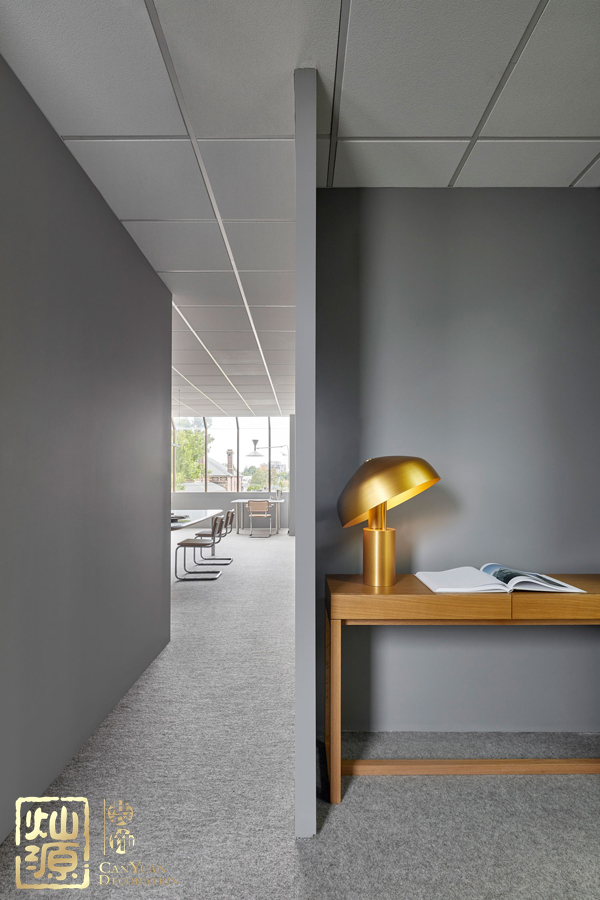 小面積辦公室裝修效果圖簡(jiǎn)約