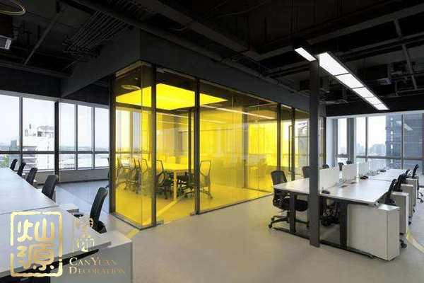 ofo小黃車日均退款3500人 ，走下神壇的小黃車辦公室人去樓空？