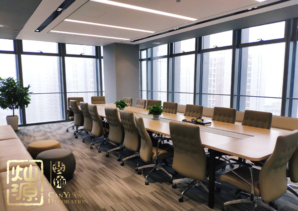 斗魚官方微博已po圖證明新公司內(nèi)空無(wú)一人