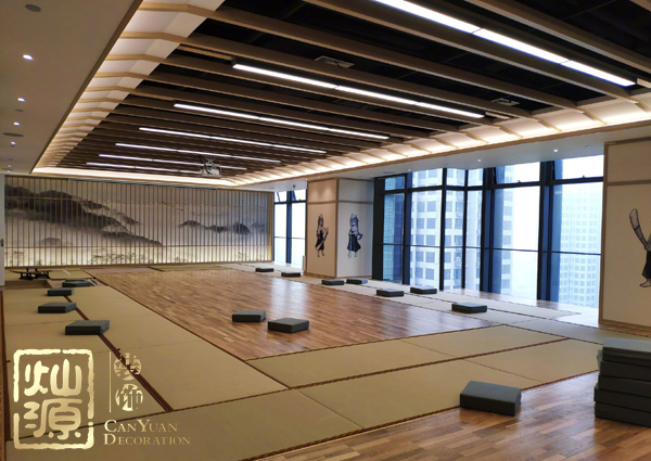 斗魚官方微博已po圖證明新公司內(nèi)空無(wú)一人