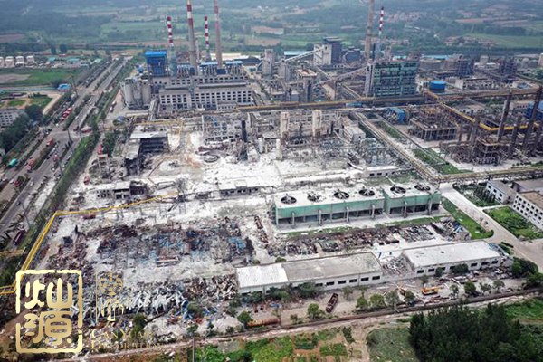 河南氣化廠爆炸觸目驚心 河南氣化廠爆炸前后廠區(qū)對(duì)比圖