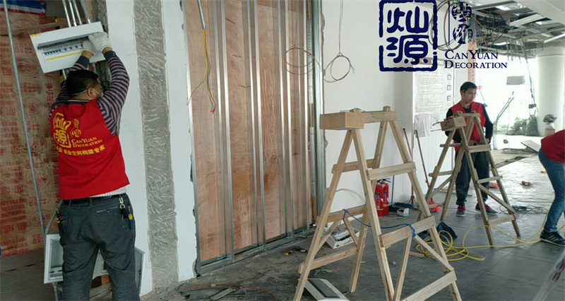 辦公室裝修施工現(xiàn)場(chǎng)圖 辦公室裝修施工現(xiàn)場(chǎng)圖