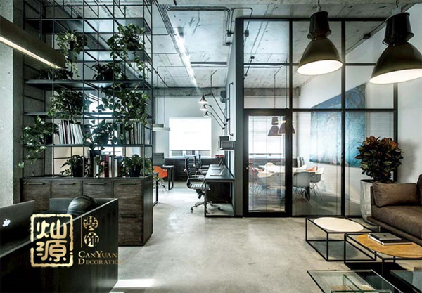 陳總說要考慮成本，盡快完工。我推薦“工業(yè)風辦公室設計裝修”